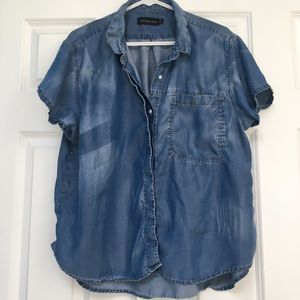 Unique Calvin Klein short sleeved chambray